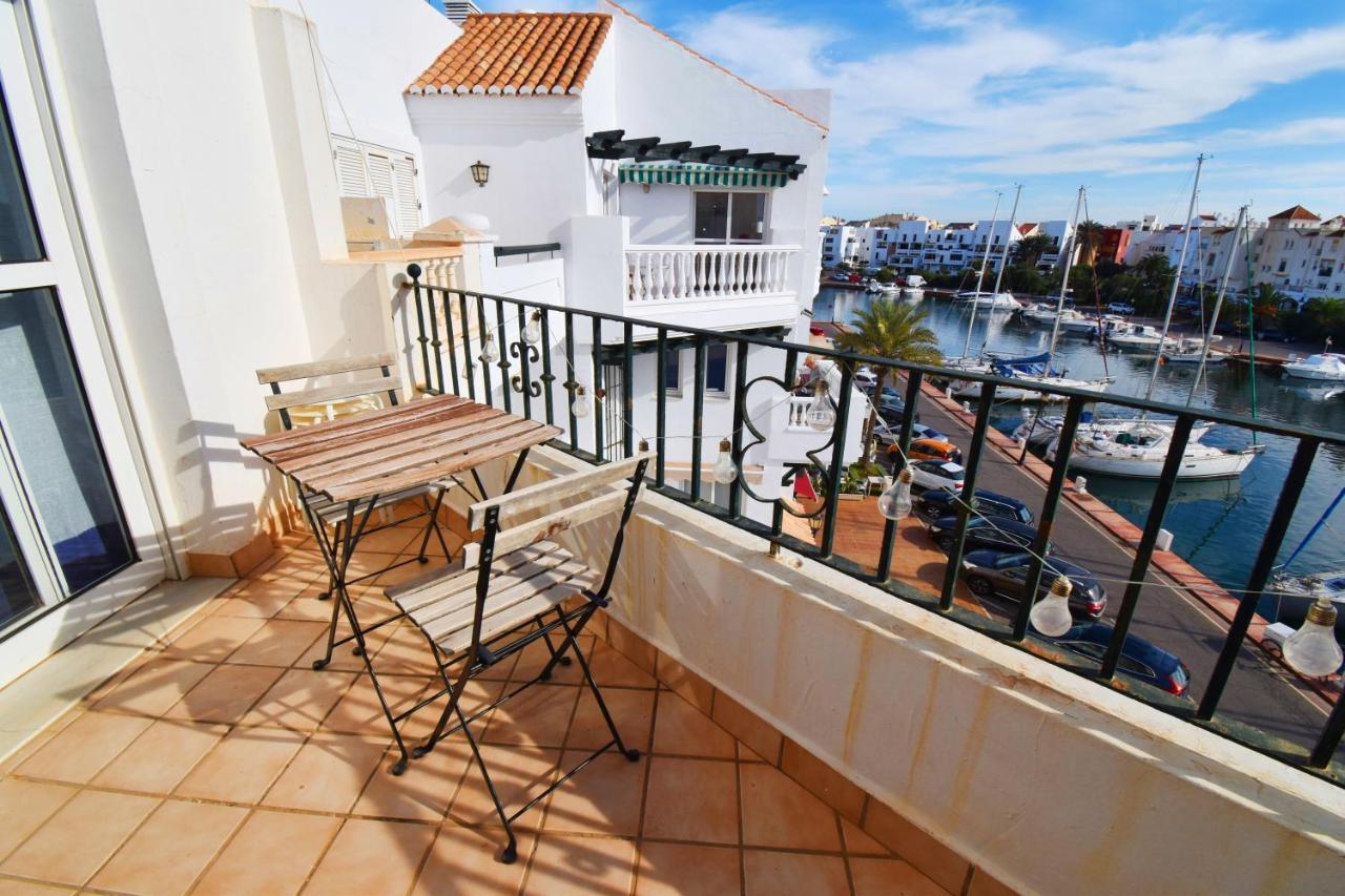 Expoholidays - Vistas Al Puerto Deportivo Galera Almerimar Exterior foto
